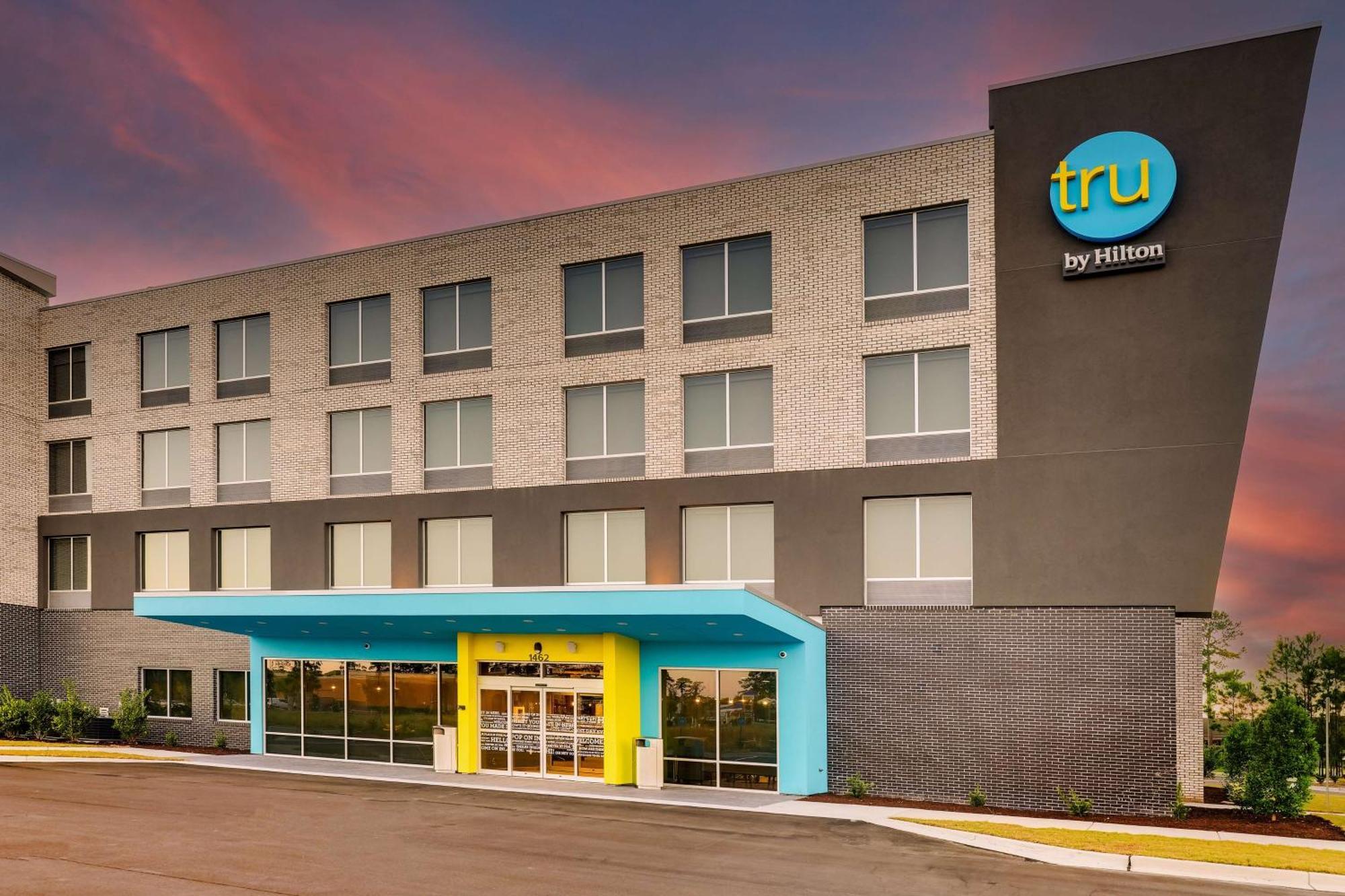 Готель Tru By Hilton Leland Wilmington Екстер'єр фото